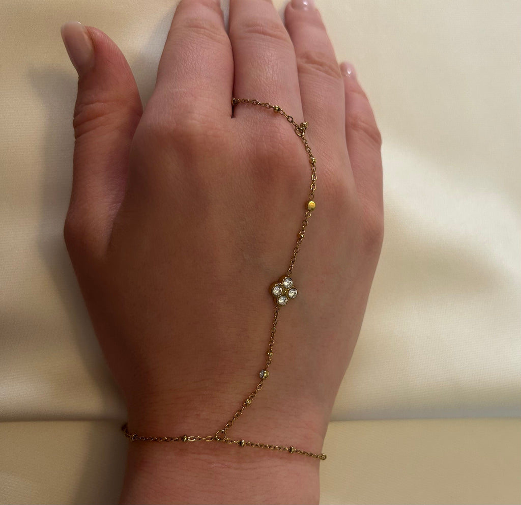 CHAINE DE MAIN - HANNA